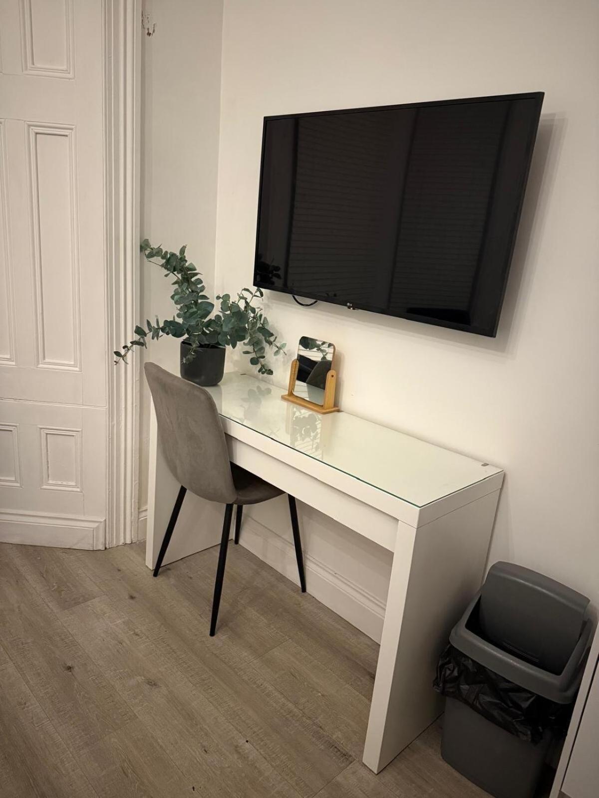 Seaside Studio Apartment Weston-super-Mare Zewnętrze zdjęcie